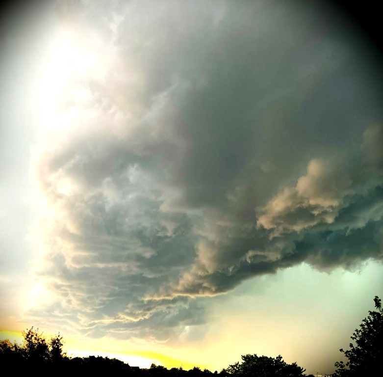 Storm a Comin'